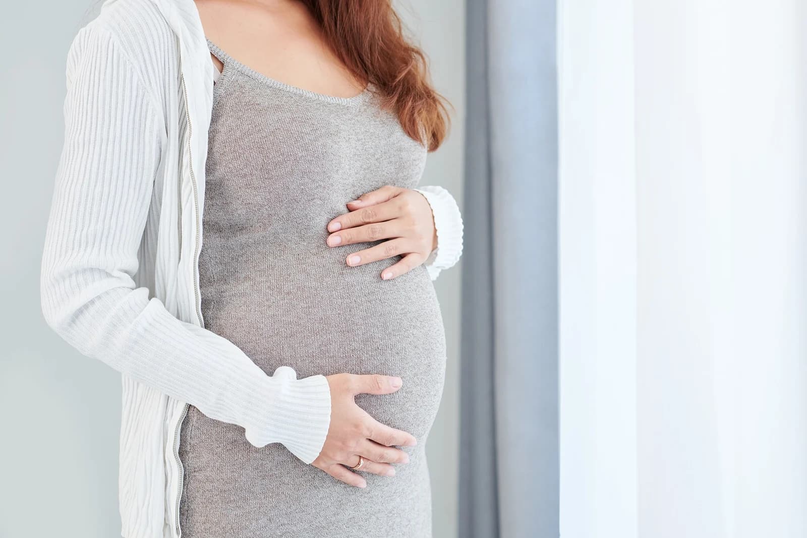Baby bump fashion moms