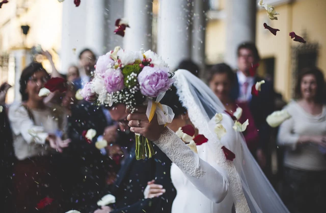 Evolution Of Wedding Dresses