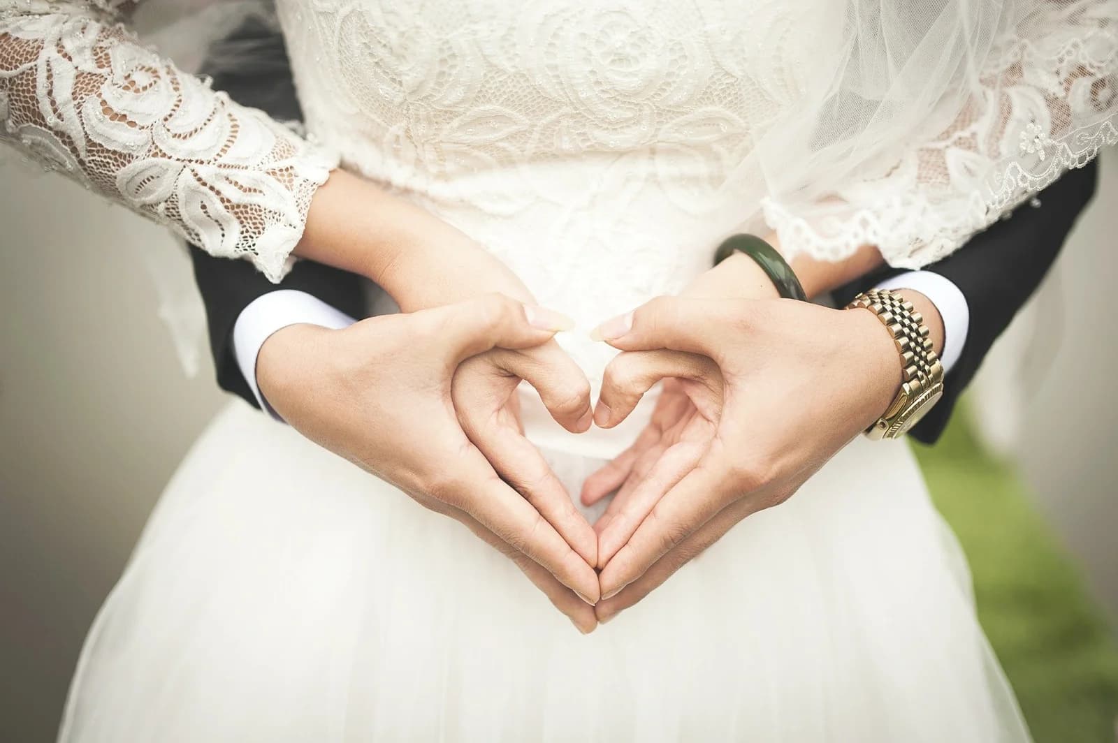 Creating Timeless Memories with Stunning Wedding Photoshoots